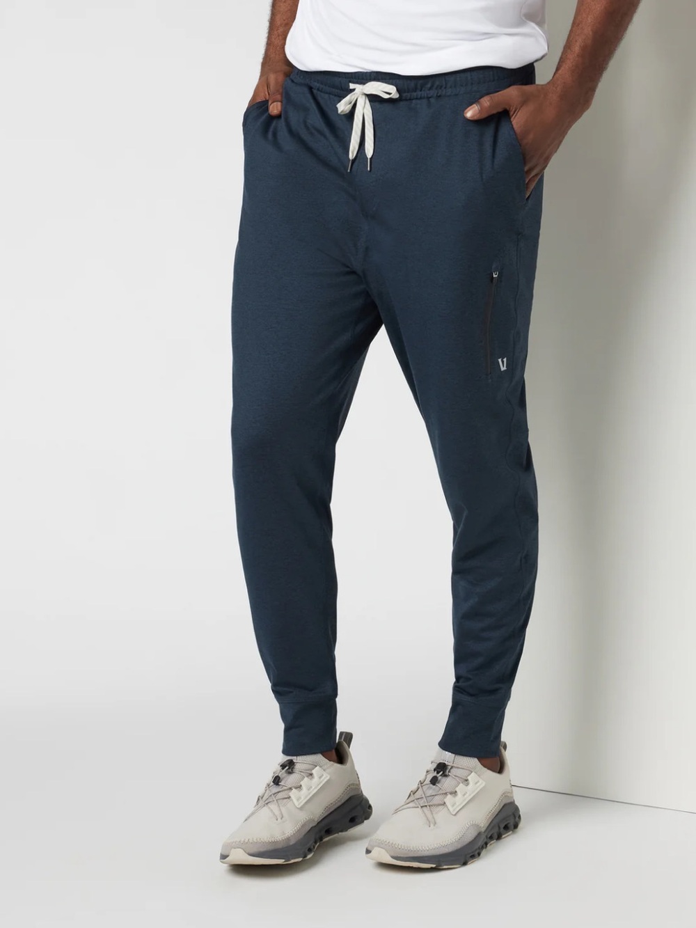 Vuori Men's Navy Athletic Jogger Pants Sunday performance jogger size small navy